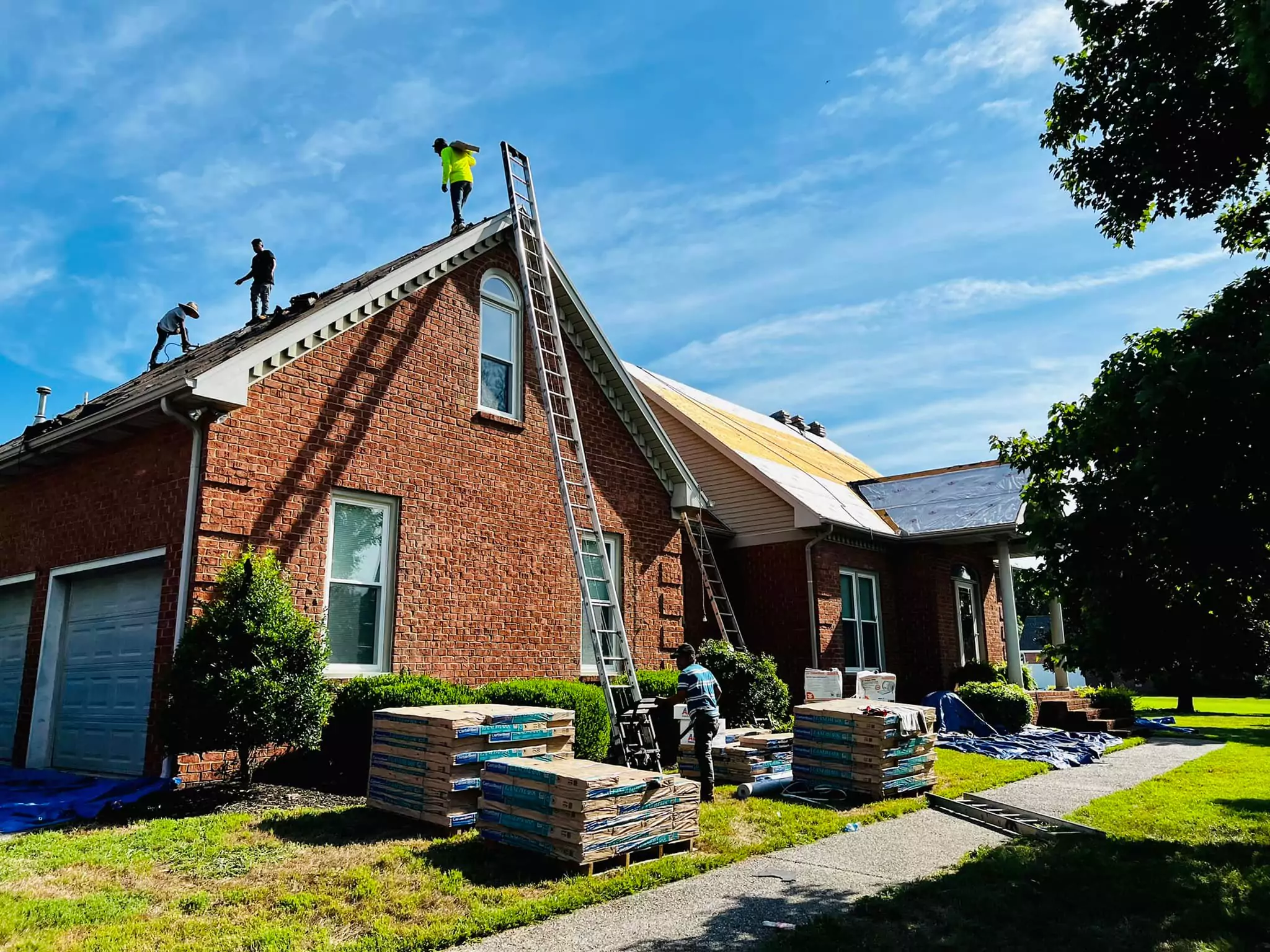 Roofing and Gutters in Hendersonville, TN